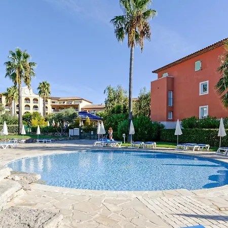 Pierre & Les Rivages Des Issambres 4*