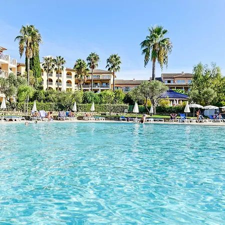 Pierre & Les Rivages Des Issambres 4* Лес-Иссамбр
